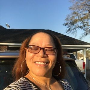 Meet your Posher, Constance